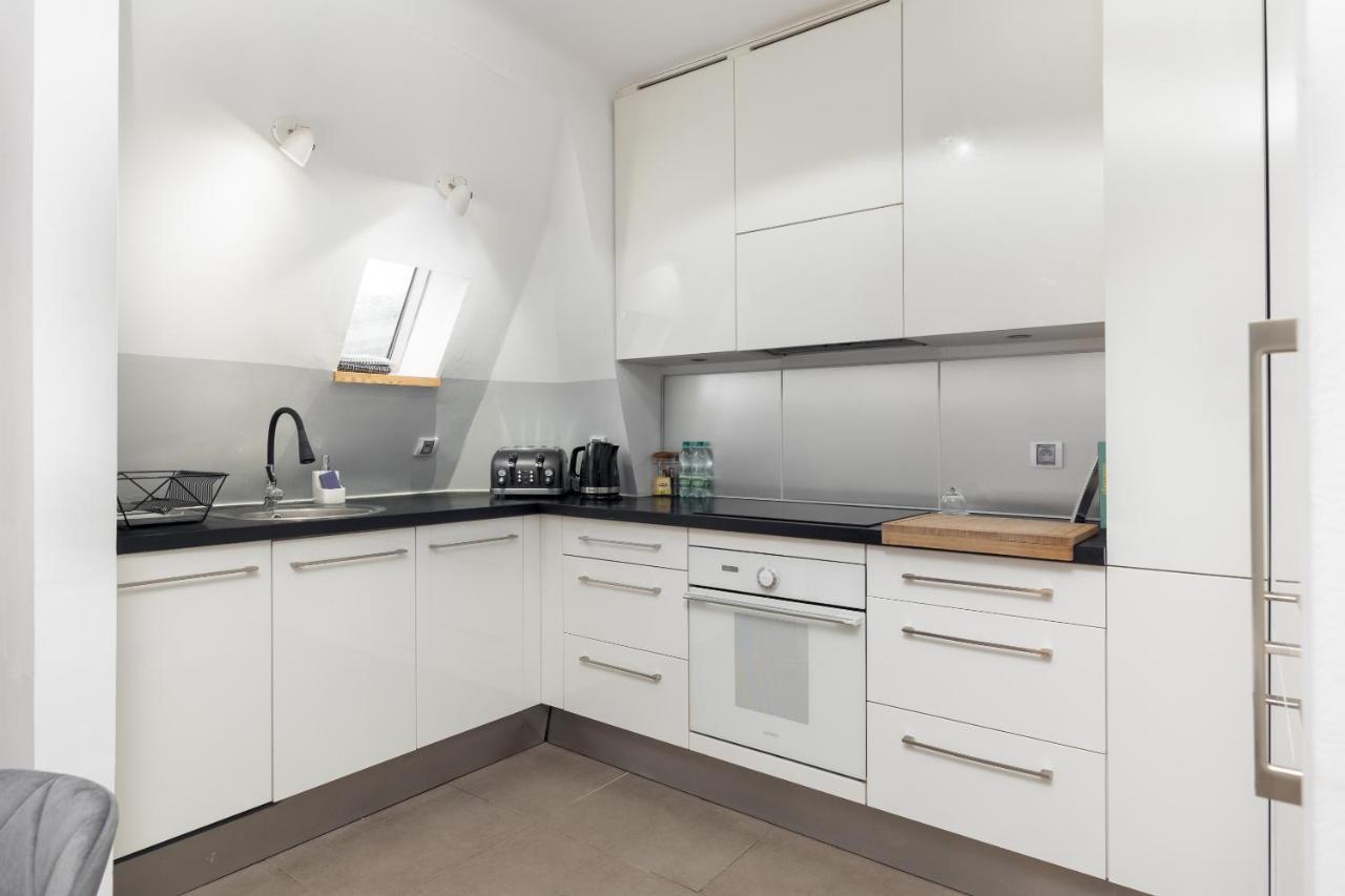 Nowy Swiat Extraordinary Apartment Varşova Dış mekan fotoğraf